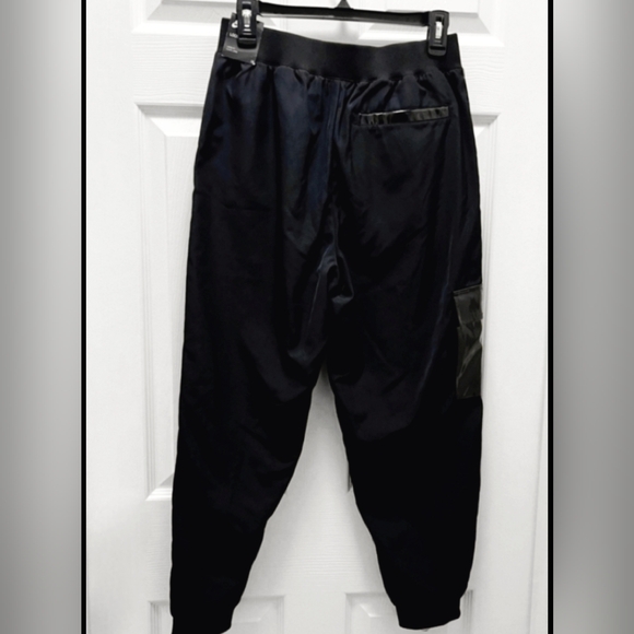 Nike Sportswear Icon Clash Zipper Pants - Picture 10 of 14